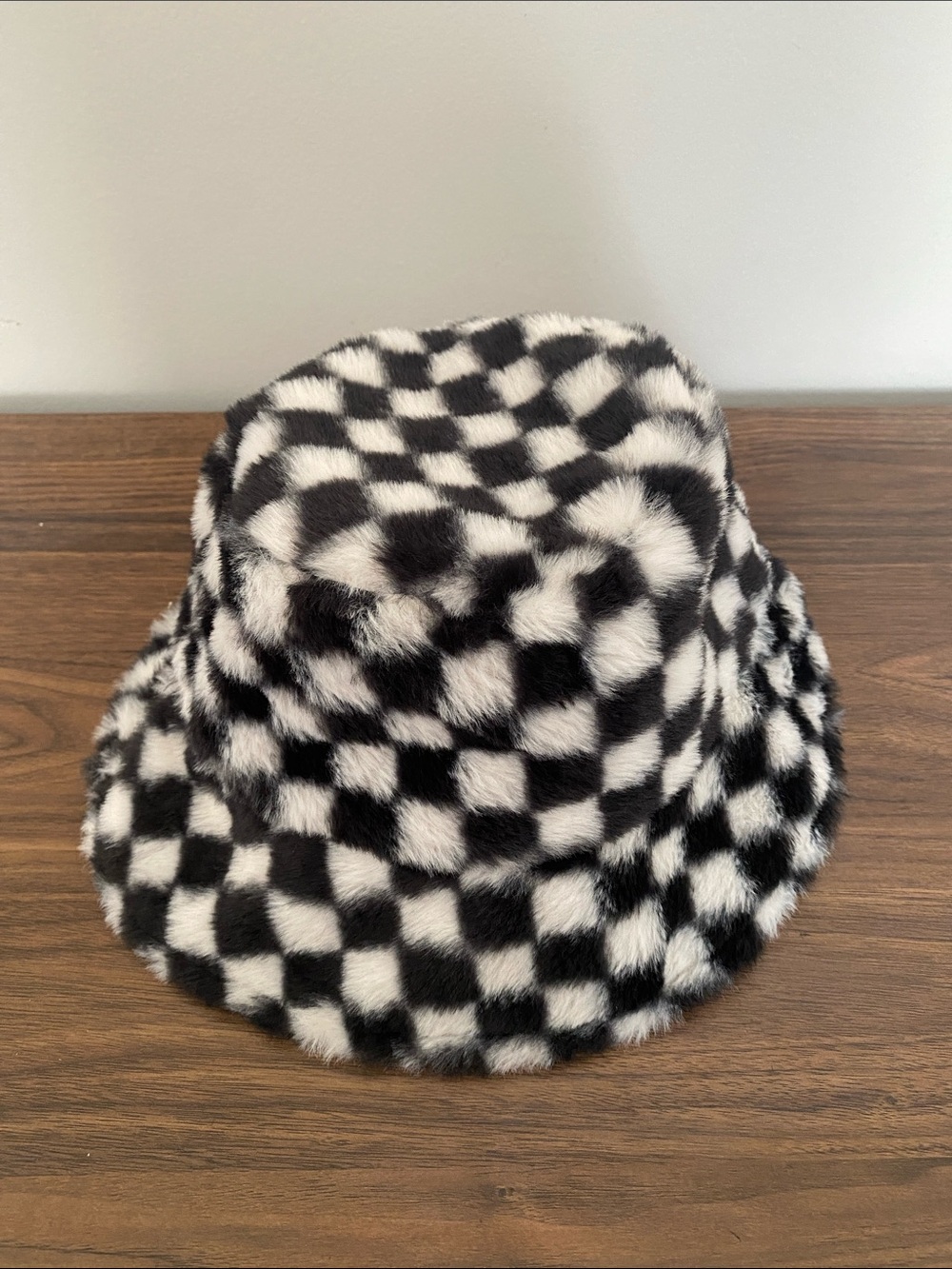 Checkered fuzzy bucket hat
